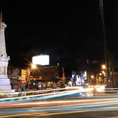 OYO 90804 Oma Uti Homestay Syariah Yogyakarta Luaran gambar